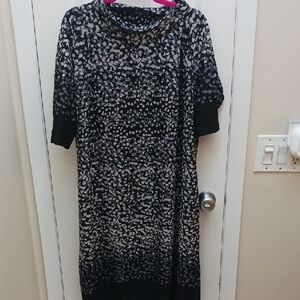 Chicwe Black and Cream Patterned Long Sleeve Dress